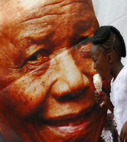 Mandela, la marca que disputan familiares y políticos