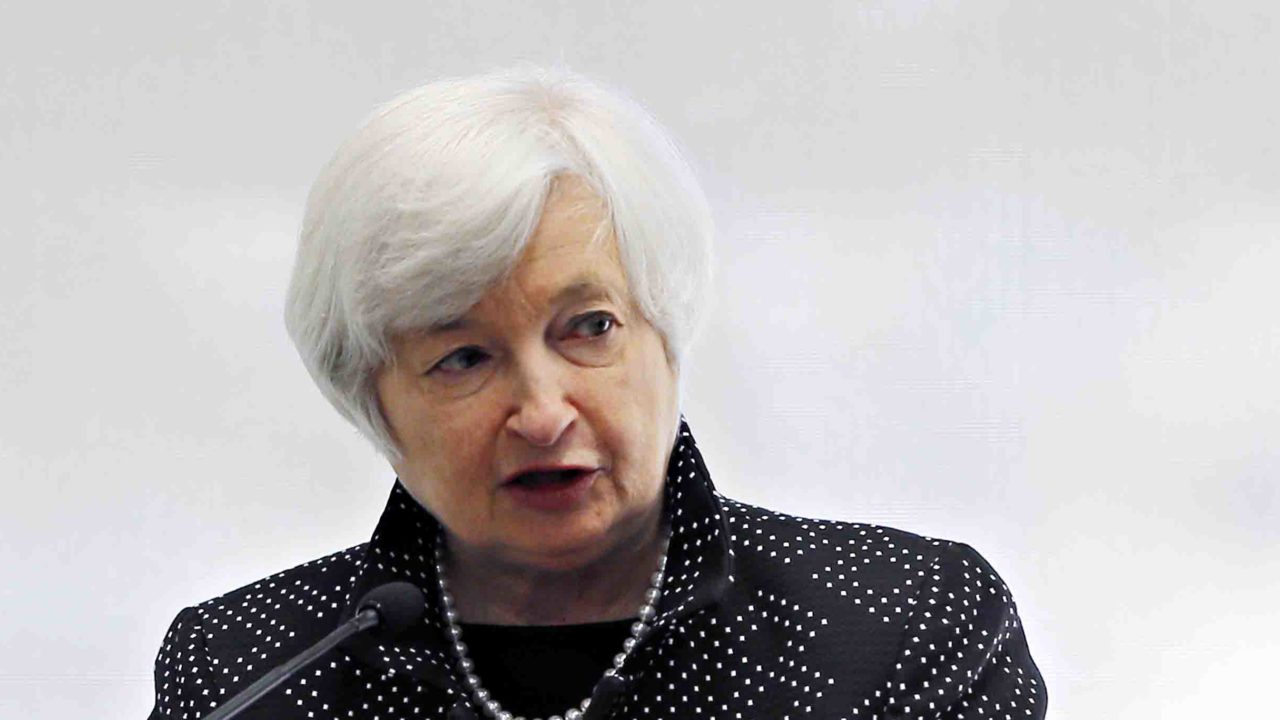 Fed considera tasas negativas ante política monetaria en Europa
