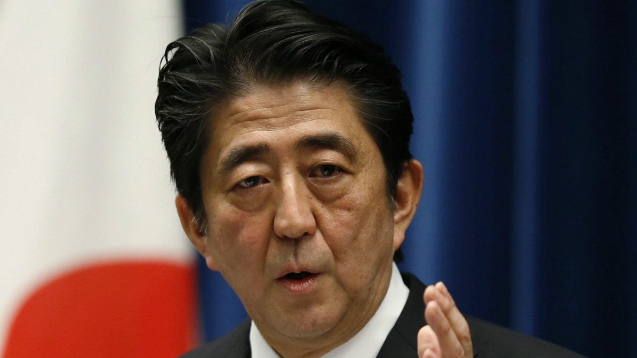 Hieren a ex primer ministro japonés Shinzo Abe en acto electoral