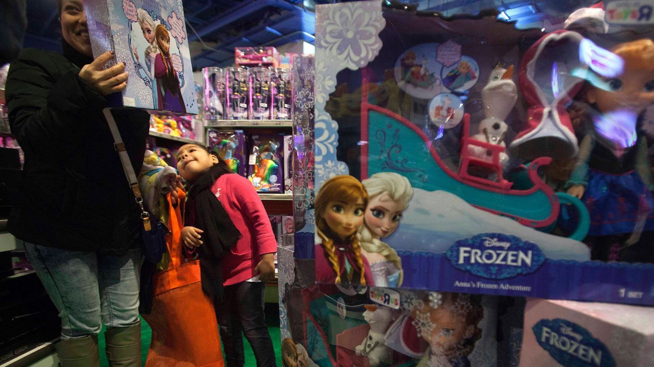 Sheinbaum pide a los ‘reyes magos’ aplazar compra de juguetes