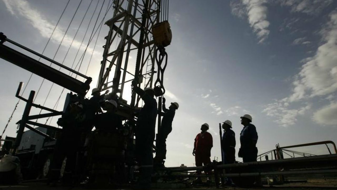 La estatal Petroperú vuelve a producir petróleo después de 25 años sin operar