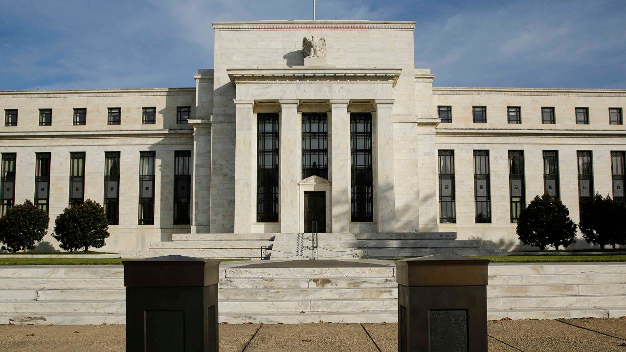 La Fed aumenta tasas de interés; irá por dos ajustes más en el año