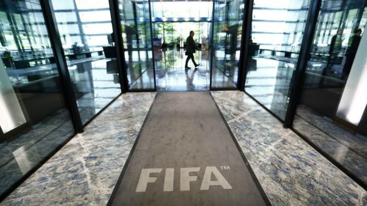 FIFA suspende financiamiento a Concacaf y Conmebol