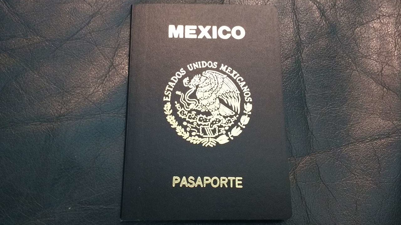 ¿Necesitas renovar tu pasaporte? Esto subió su costo en 2023