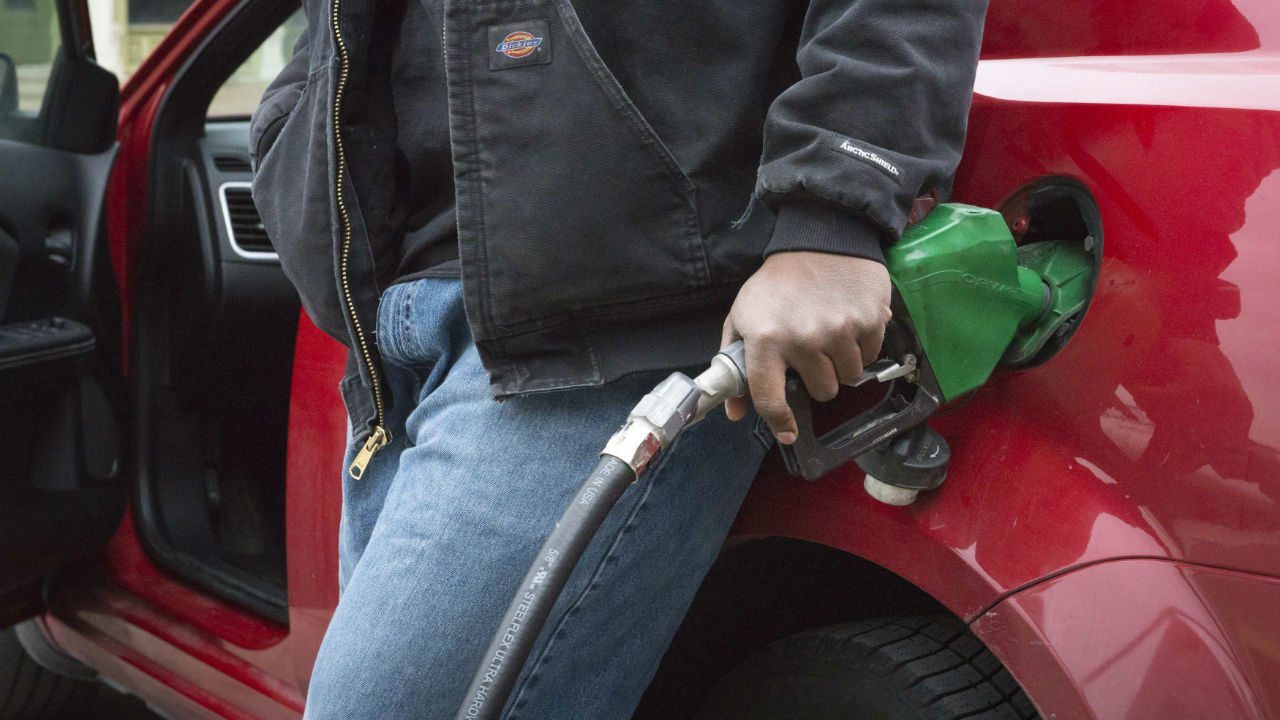 Detectan que hasta el 35% de las gasolinas vendidas en el país están adulteradas