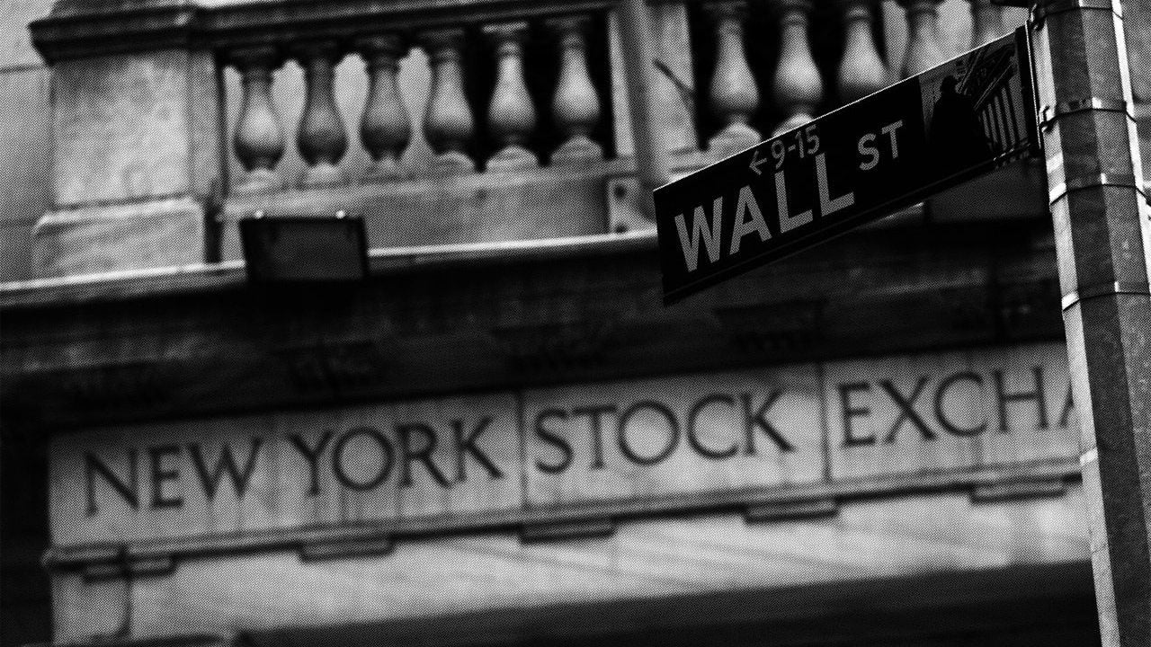 Wall Street termina el año cerca de máximos históricos