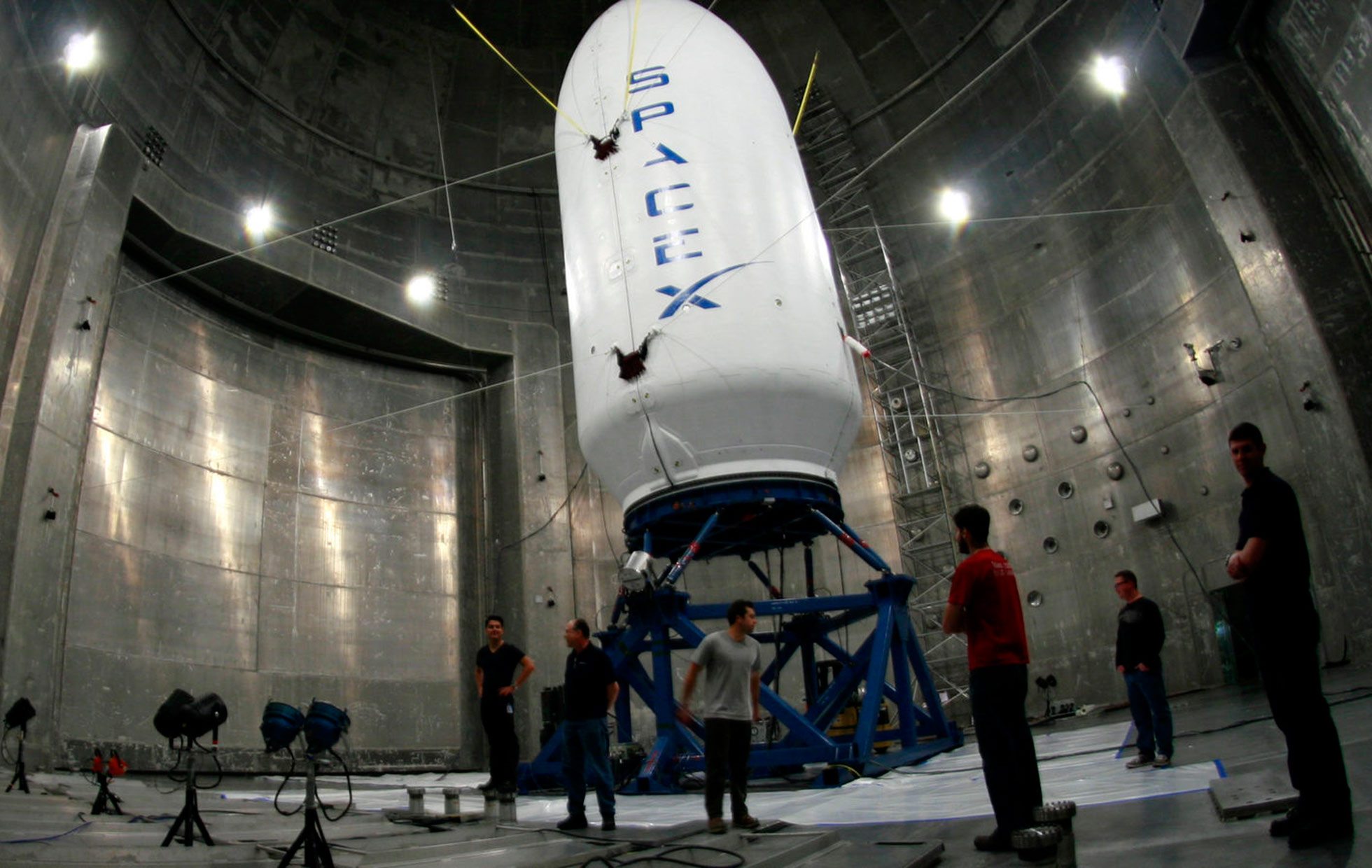 EU multa a Space X con 3,600 mdd por infringir normas de seguridad
