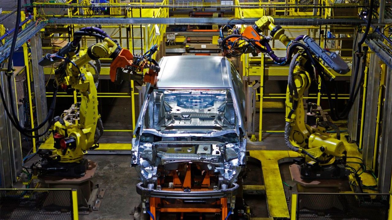 Ford seguirá con su plan de mudar producción del Focus a México