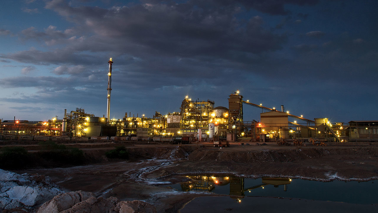 Pese a AMLO, Secretaría de Economía busca reactivar concesiones mineras