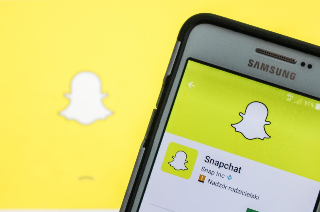 La Cámara De Snapchat Reconoce Objetos Para Que Puedas Comprarlos En Amazon • Tecnología 9123