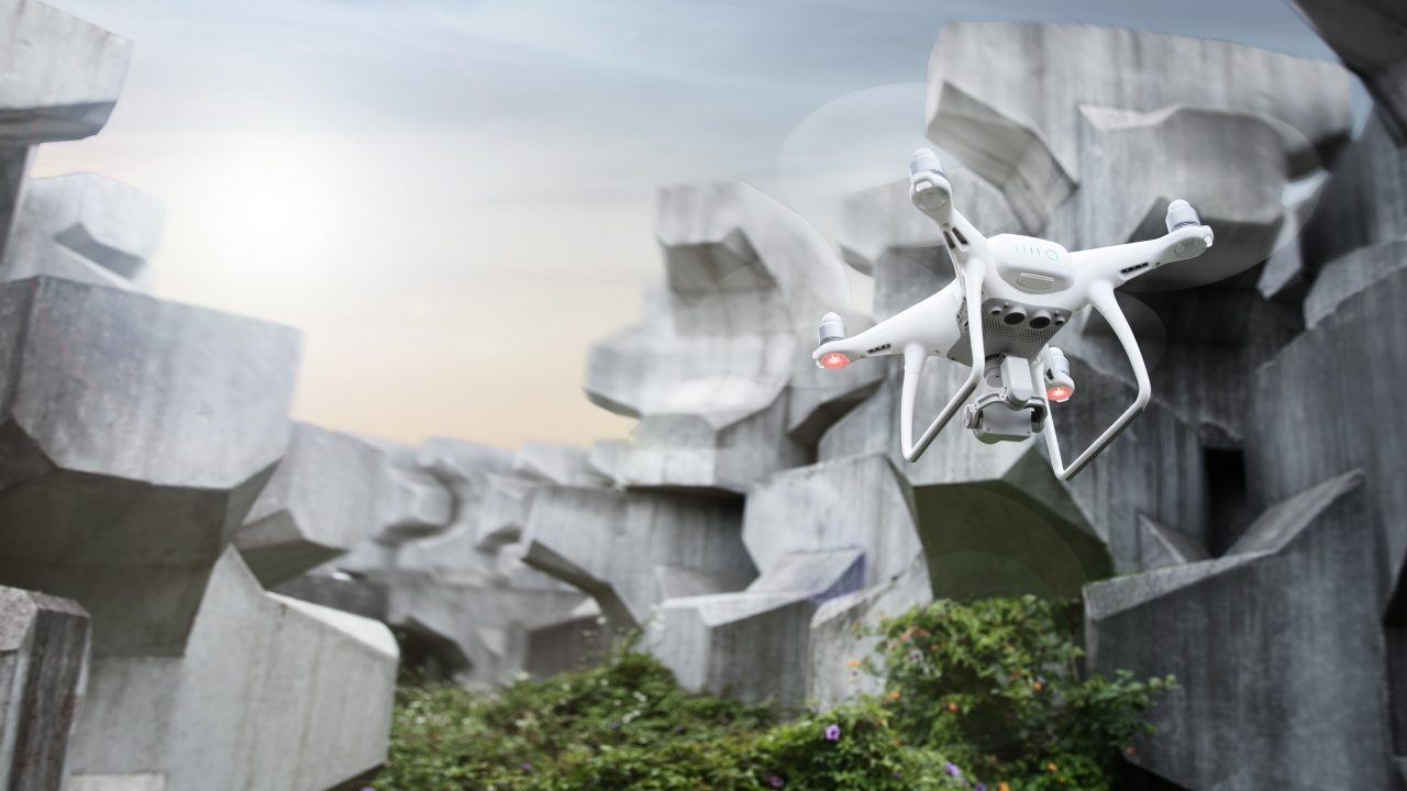 DJI perfecciona su Phantom 4 con una versión avanzada