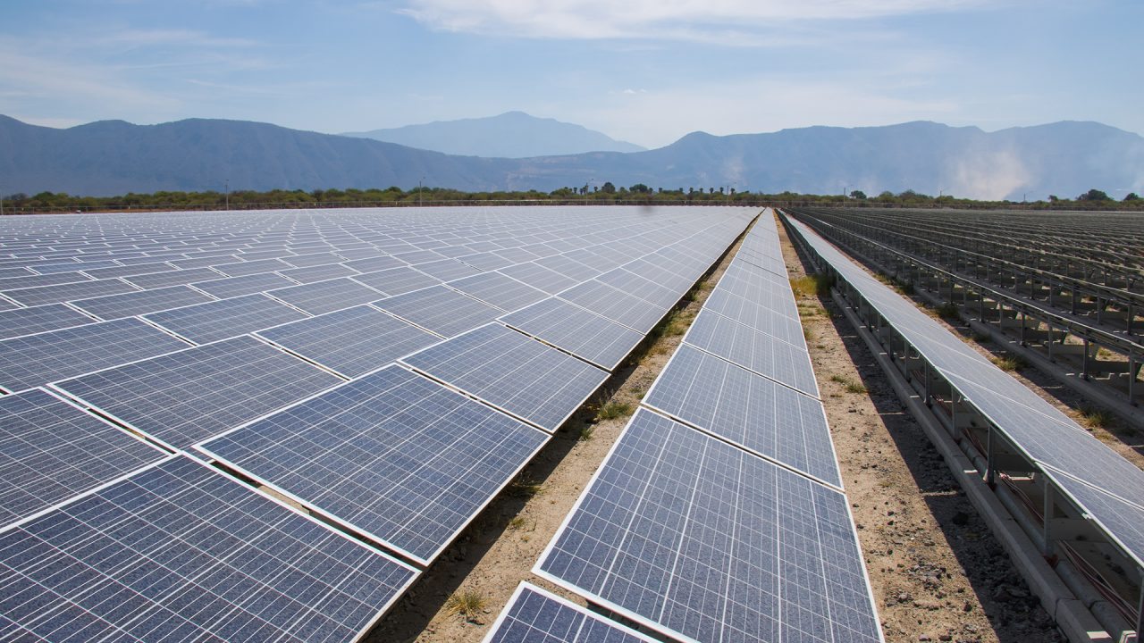 Cenace suspende pruebas operativas de 17 plantas de energía renovable