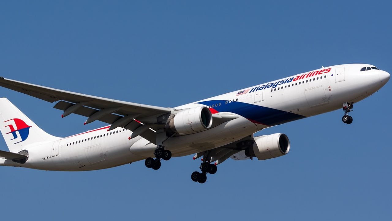 “Pasajero conflictivo” obliga a avión de Malaysia Airlines a regresar