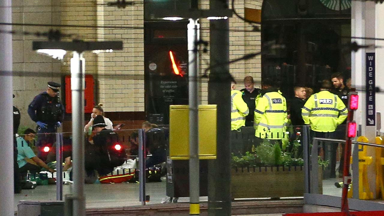 Explosión en concierto de Ariana Grande deja 19 muertos en Manchester