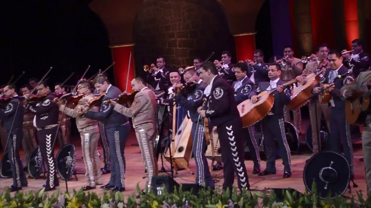 Cuando los mariachis hacen su “agosto”