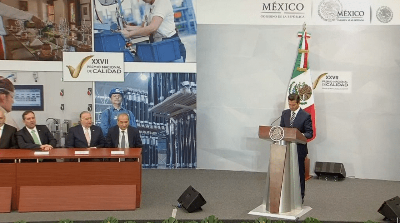Peña Nieto presume creación de empleos durante mayo