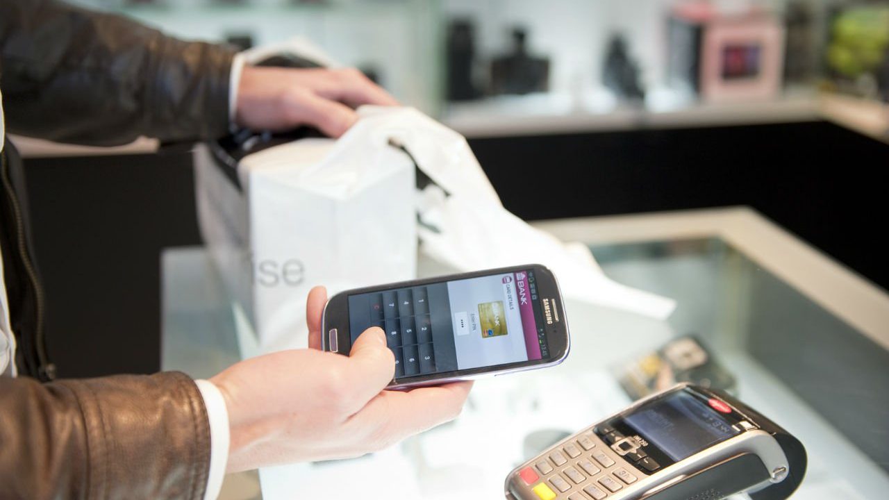 ¿Por qué usar o no más de una tarjeta en PayPal?