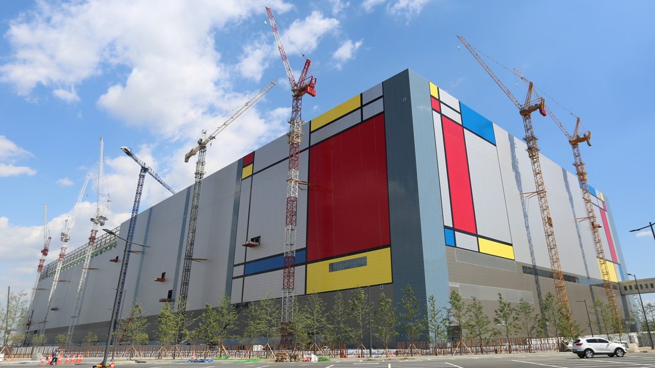 Samsung estrena fábrica y anuncia inversión en Corea del Sur
