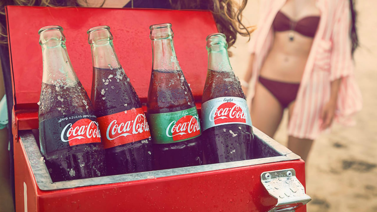 Coca-Cola recurre a botellas de vidrio para luchar contra la inflación