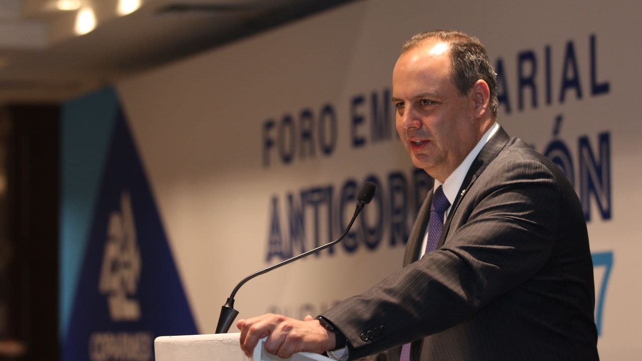 Coparmex advierte retrasos en sistemas locales anticorrupción