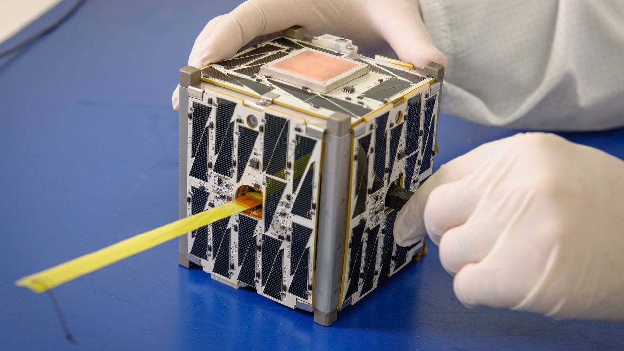 Universidad de Puebla lanzará nanosatélite al espacio durante 2019