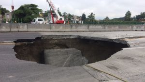 socavon-cuernavaca-paso exprés