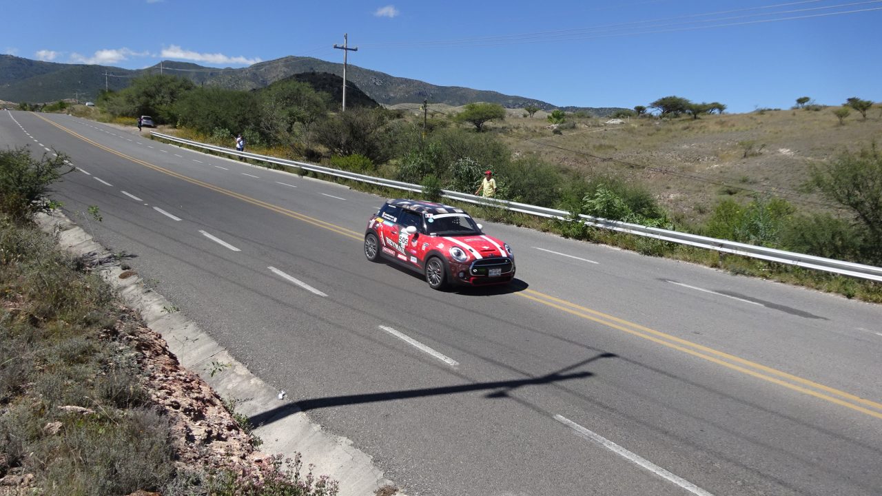 Vuelve la Carrera Panamericana a las carreteras mexicanas