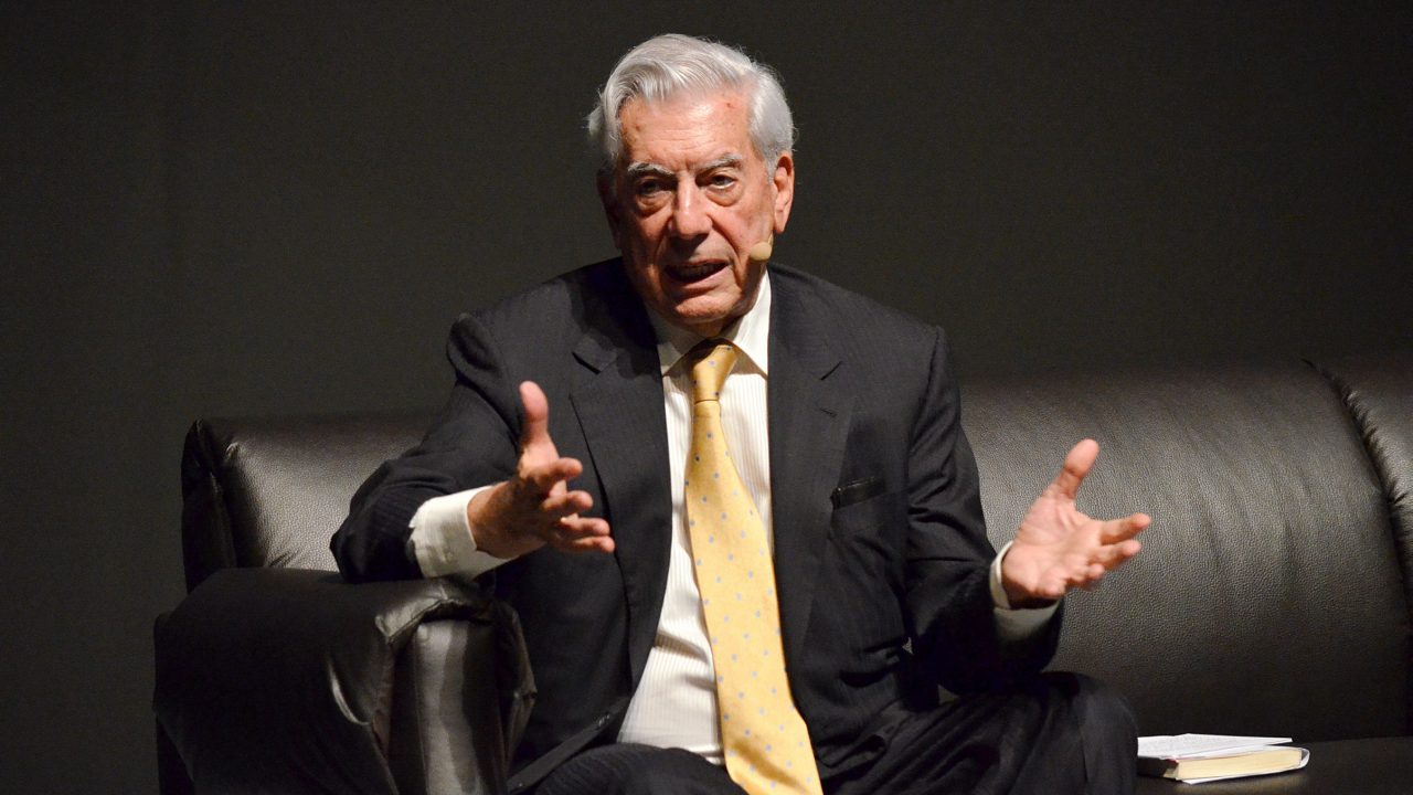 México votó por un populismo con efectos negativos: Vargas Llosa