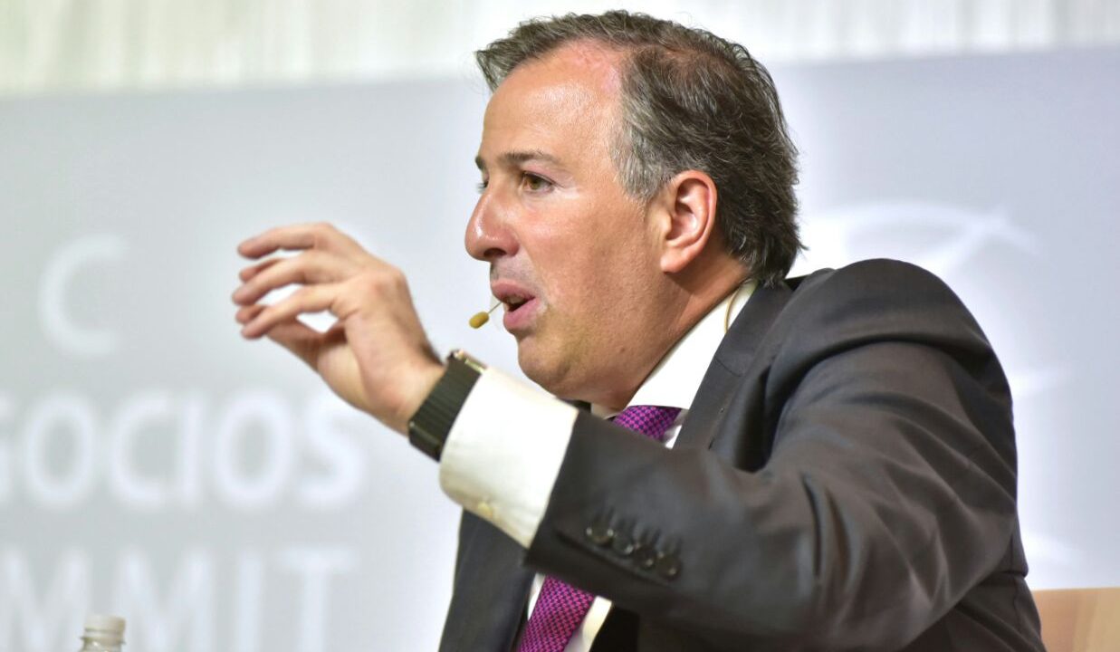#Verificado2018 | ¿El primer presidente sin fuero? Eso dijo Meade, pero no depende de él