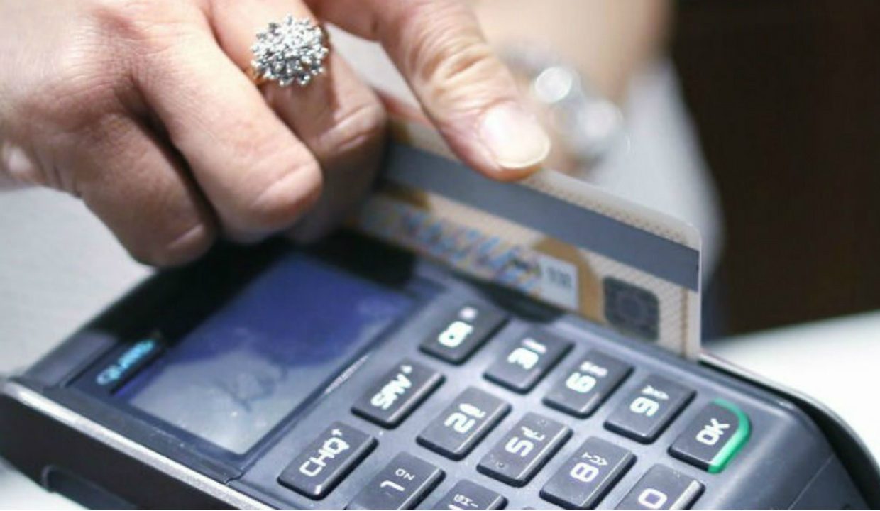 Quieren bancarizar a mujeres con productos con condiciones preferenciales