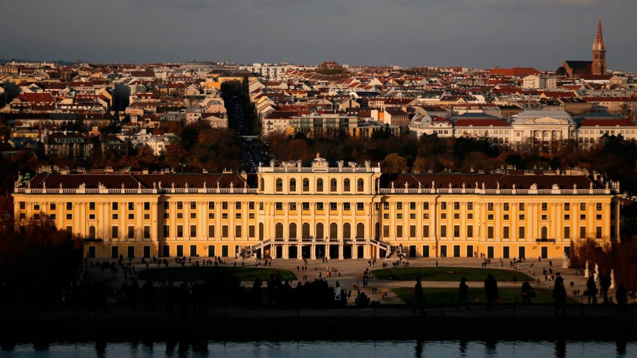 Al menos un muerto en Viena por presunto ataque terrorista