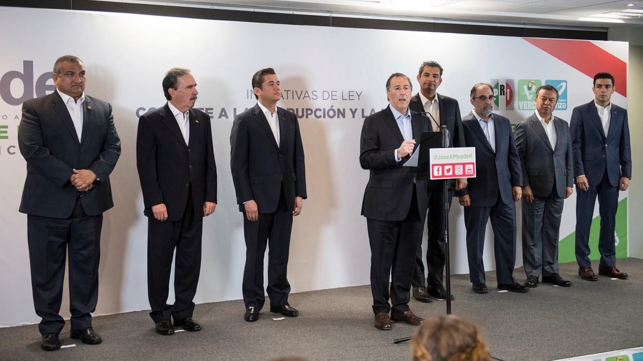 Meade presenta iniciativas de ley para combatir la corrupción