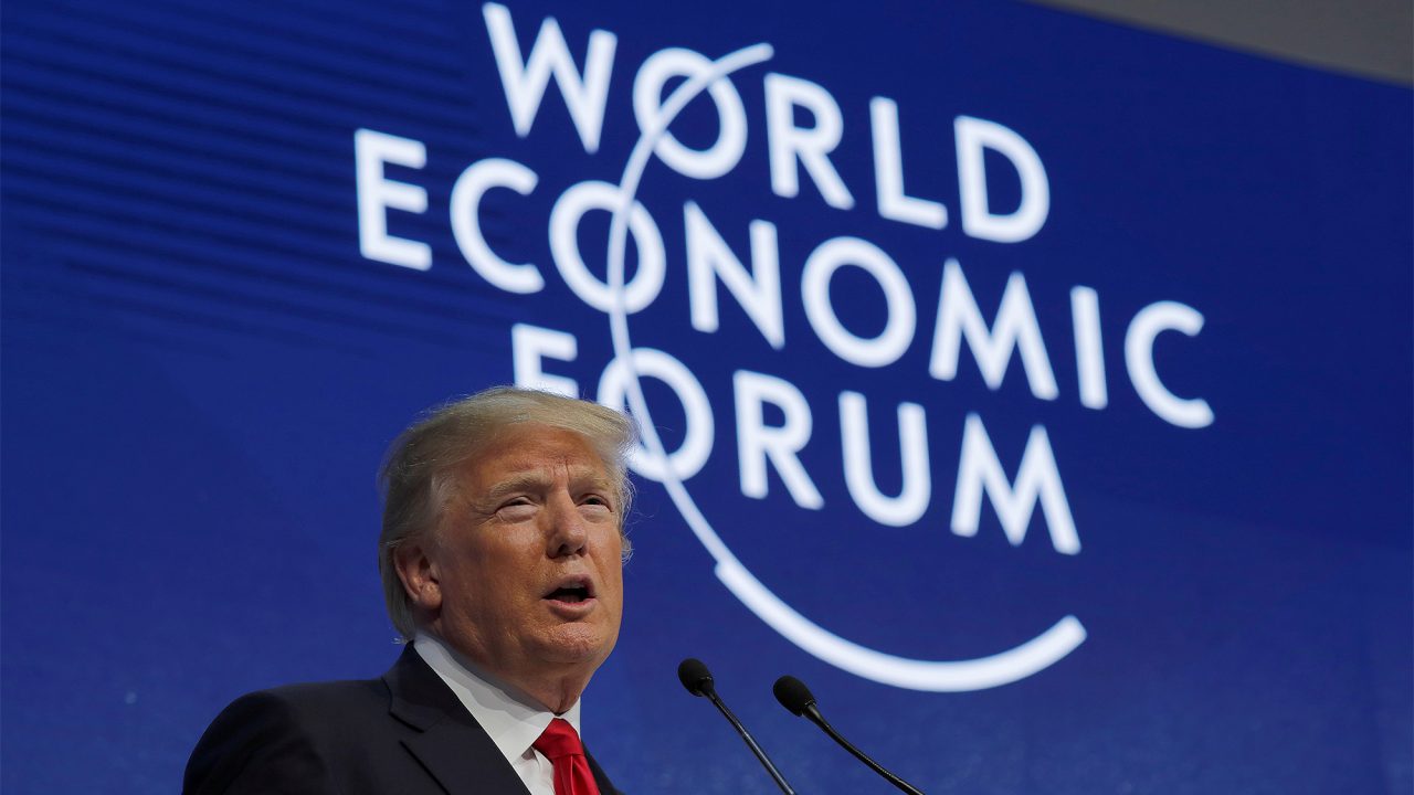 Trump dice que acuerdo comercial EU-China necesita ‘estructura diferente’