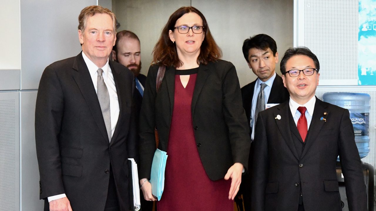 Unión Europea y Japón presionan por exenciones a aranceles de EU