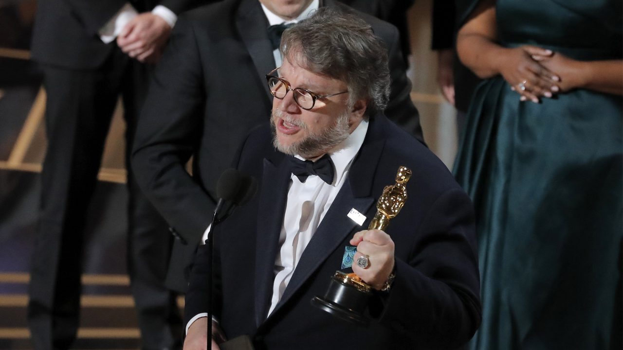 Del Toro gana Oscar a mejor director; ‘La forma del agua’ a mejor película