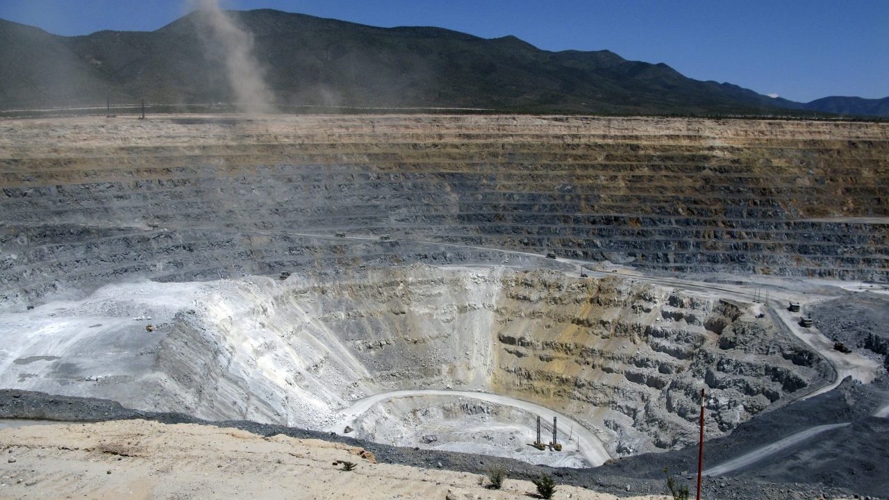Morena propone consultar minería con comunidades indígenas