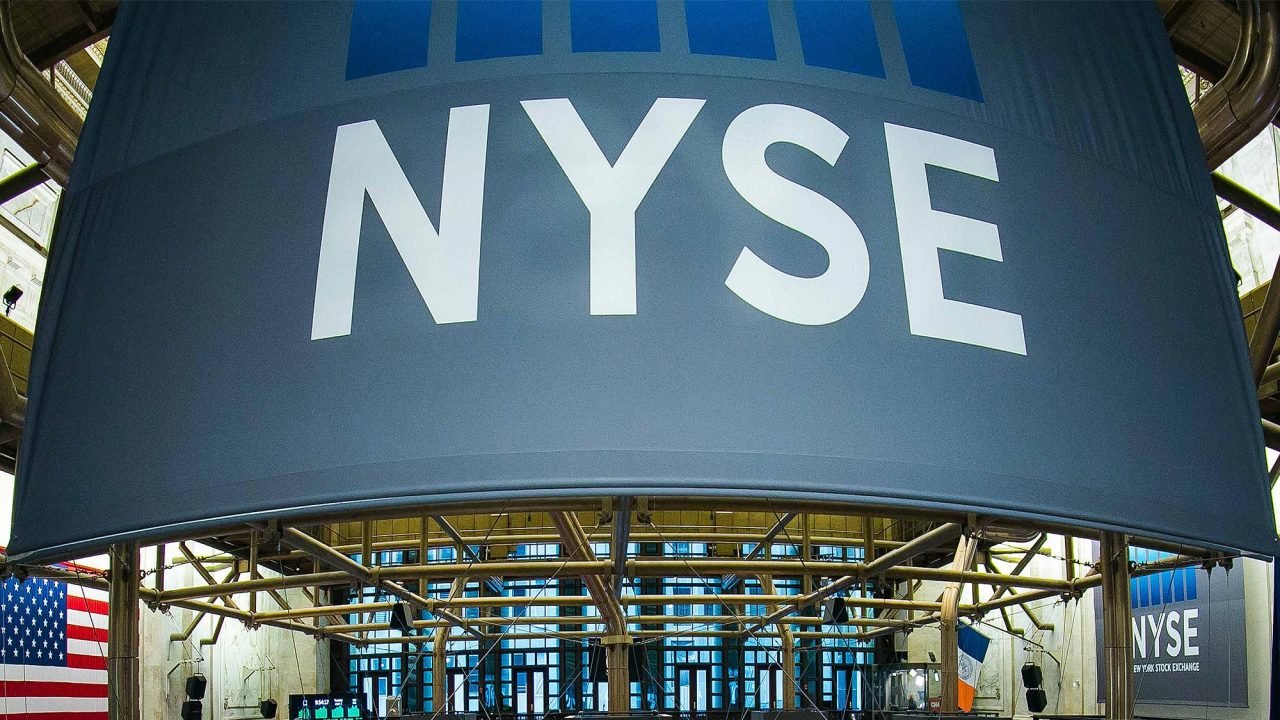 Netflix marca récord; Wall Street avanza por resultados corporativos