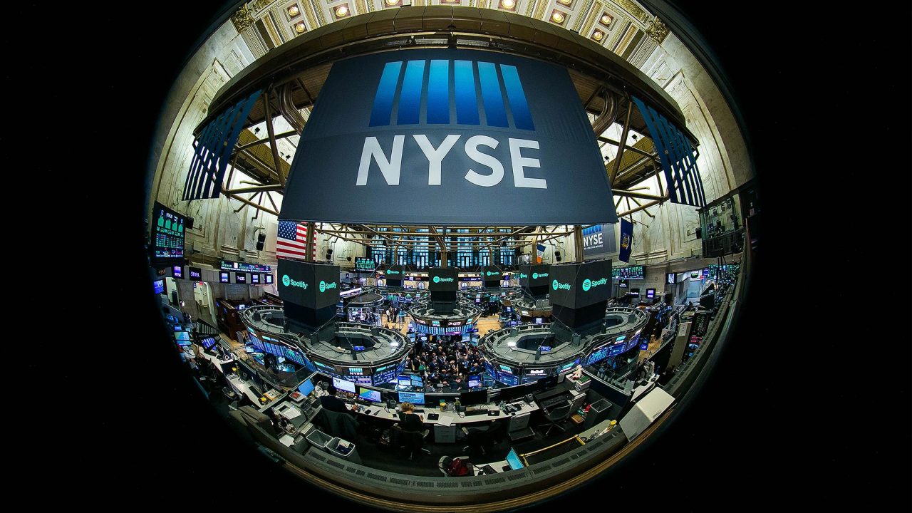 Wall Street abre con pérdidas por nuevas dudas en tema comercial