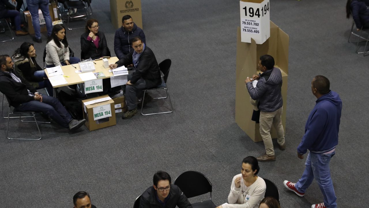 Elecciones en Colombia a segunda vuelta