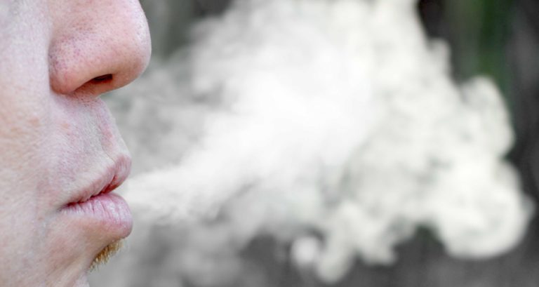 cigarrillo electrónico-OMS-vapeadores