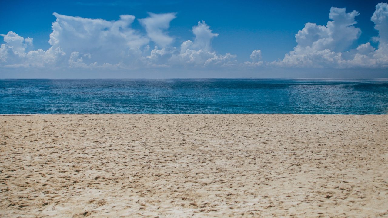 Las playas de Acapulco que están contaminadas de bacterias y no son aptas para nadar