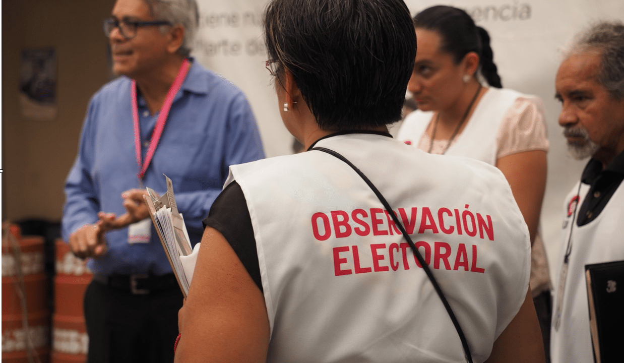 Más de 30,000 observadores vigilan las elecciones