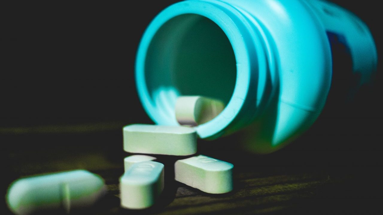 Consultora McKinsey pagará 650 mdd para resolver una investigación penal sobre opioides en EU
