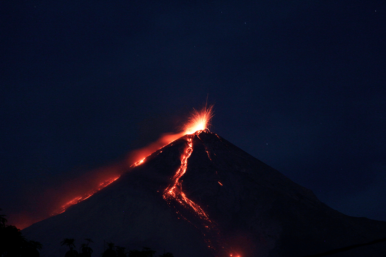 Guatemala incrementa número de muertos por erupción volcánica