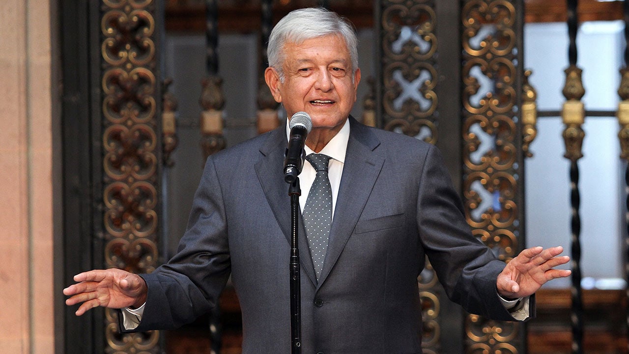Andrés Manuel López Obrador, ofreció una conferencia de prensa en Palacio Nacional, posterior a su reunión con el presidente de México, Enrique Peña Nieto. Foto: Isaías Hernández/Notimex.