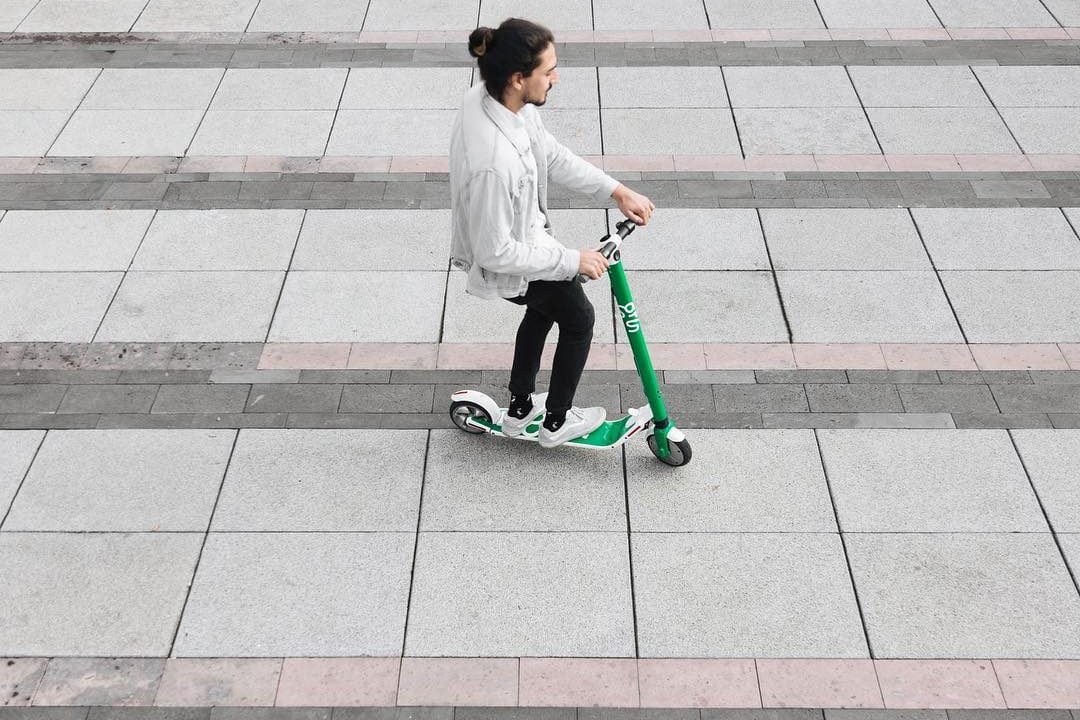 Esta empresa quiere que cambies los taxis por patines eléctricos