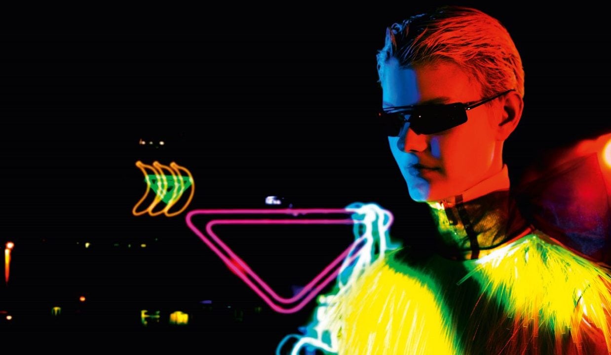Prada reinventa el empoderamiento femenino con Ultravisión