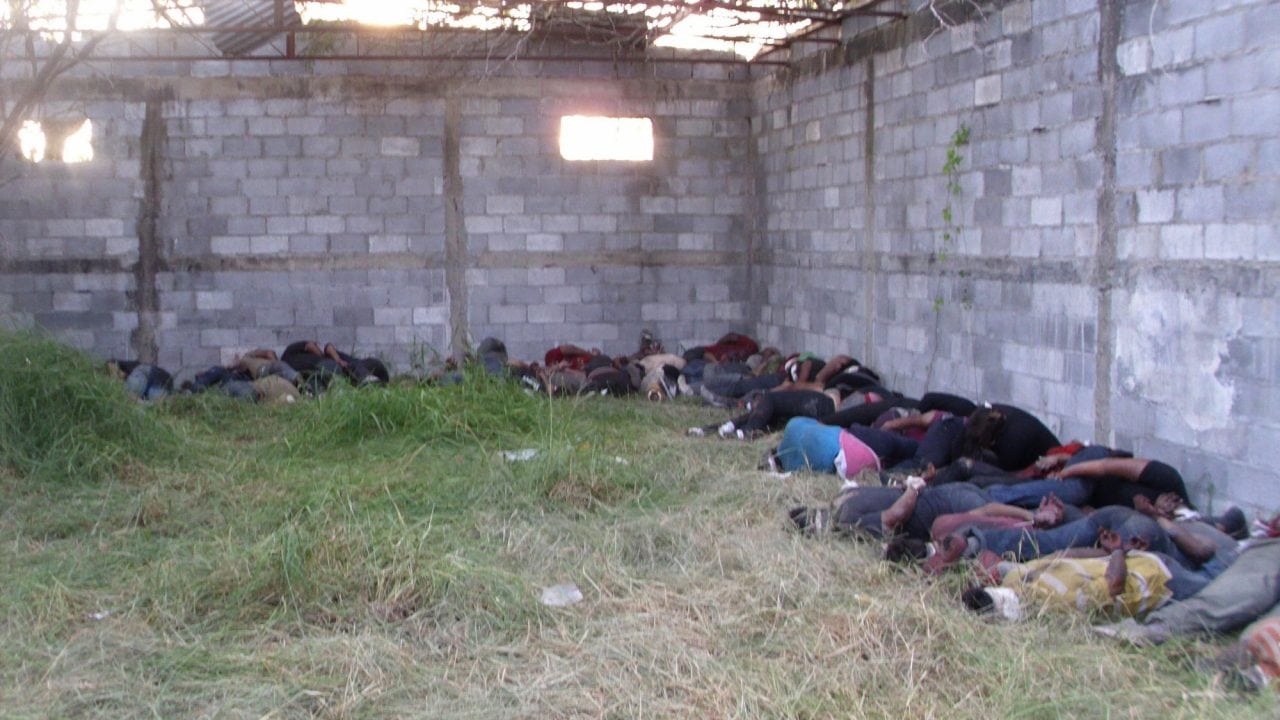 México dará compensación a 6 familias por masacre de migrantes de 2010