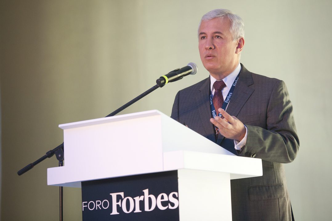 EGADE prevé que economía será estable en los primeros años de AMLO