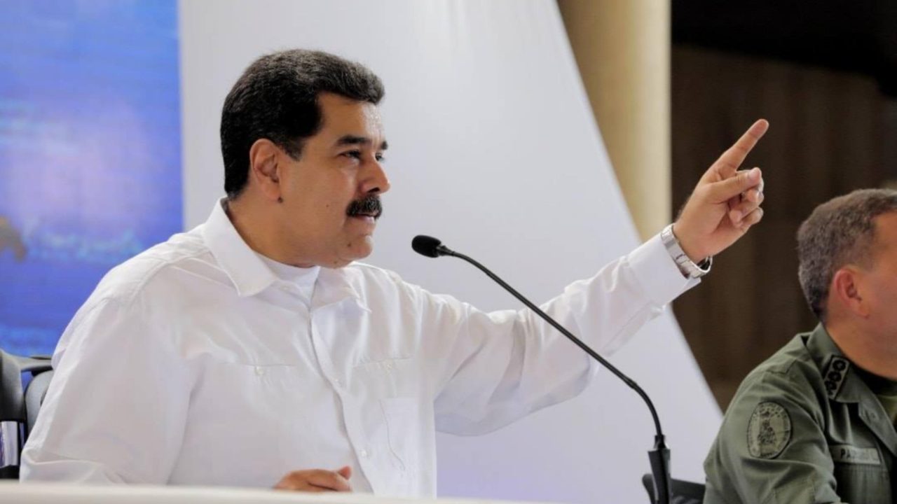 EU aumenta presión sobre Maduro, sanciona a cuatro gobernadores